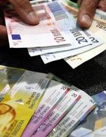 Swiss abandon Euro exchange rate cap